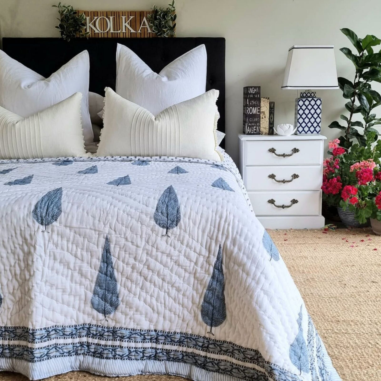 Kolka Pine Tree Reversible Quilt - Grey (King - 228 cm x 274 cm)