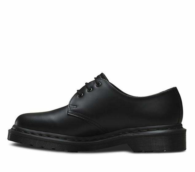 DR. MARTENS MONO SMOOTH FLATS WOMENS LACE-UP SHOES - BLACK