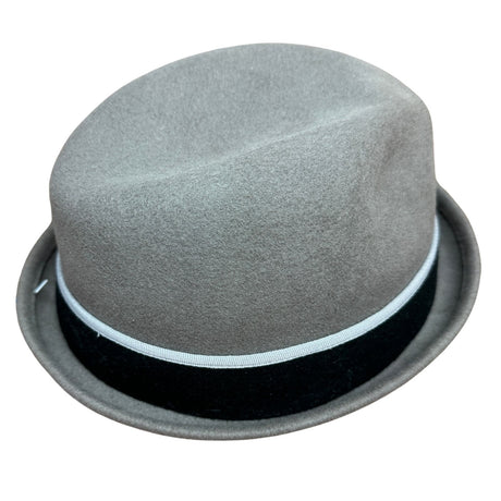 100% Wool Mens Stingy Gutter Brim Felt Hat with Petersham Trim in Grey M - Black/White Feathers