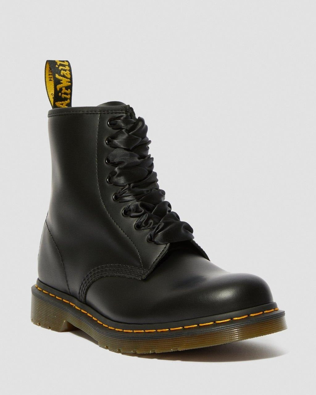 Dr. Martens 8-10 Eye Lace Black Ribbon 140 Cm for Boots