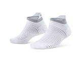 Nike Unisex Spark Lightweight Ankle Socks Gym Sports - White (Mens US 14-16)