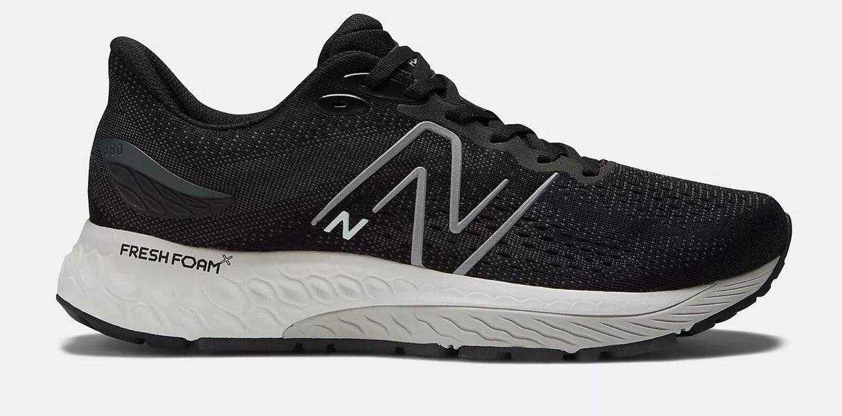 New Balance Mens 2E Wide Fresh Foam X 880v12 Athletic Sneaker Shoes-Black/White