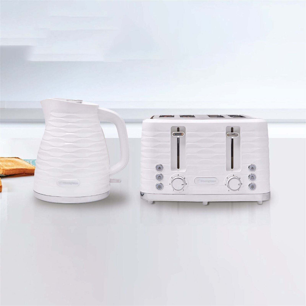 Westinghouse 1.7L Kettle & 4 Slice Toaster Pack White/Silver Wave Pattern